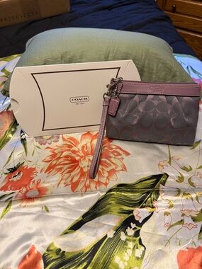 Coach Signature Wristlet with Gift Box – Gray & Lavender (NWOT